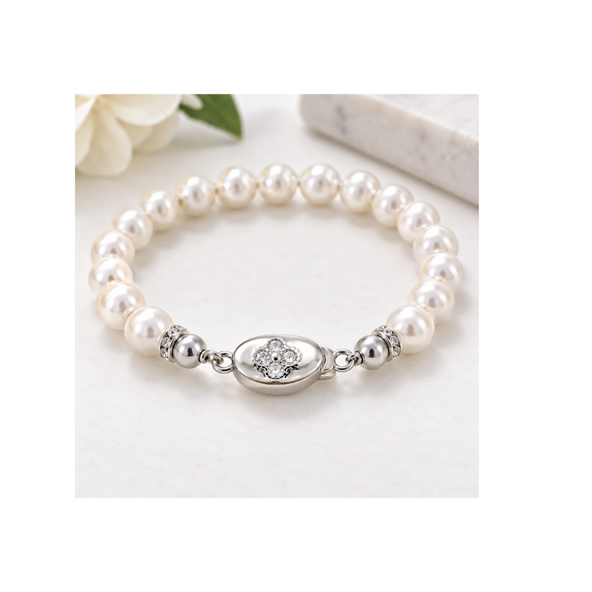 Platinum Elara cubic zirconia clasp used in a pearl bracelet for design inspiration