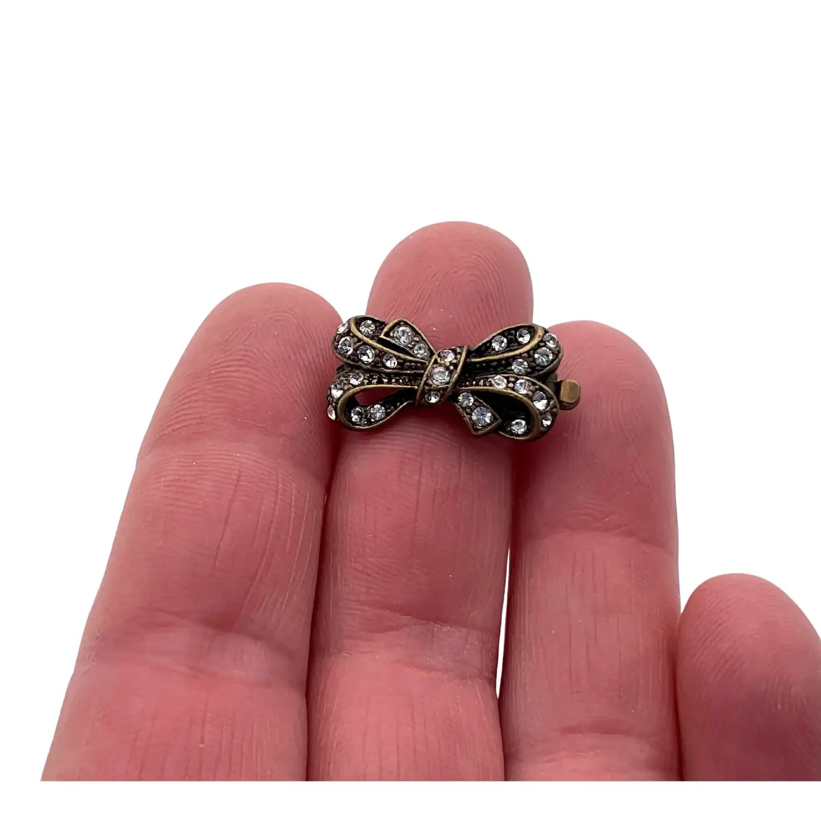 Claspgarten Merry Bow, 1-strand box clasp, 2 Finishes - The Argus Collection