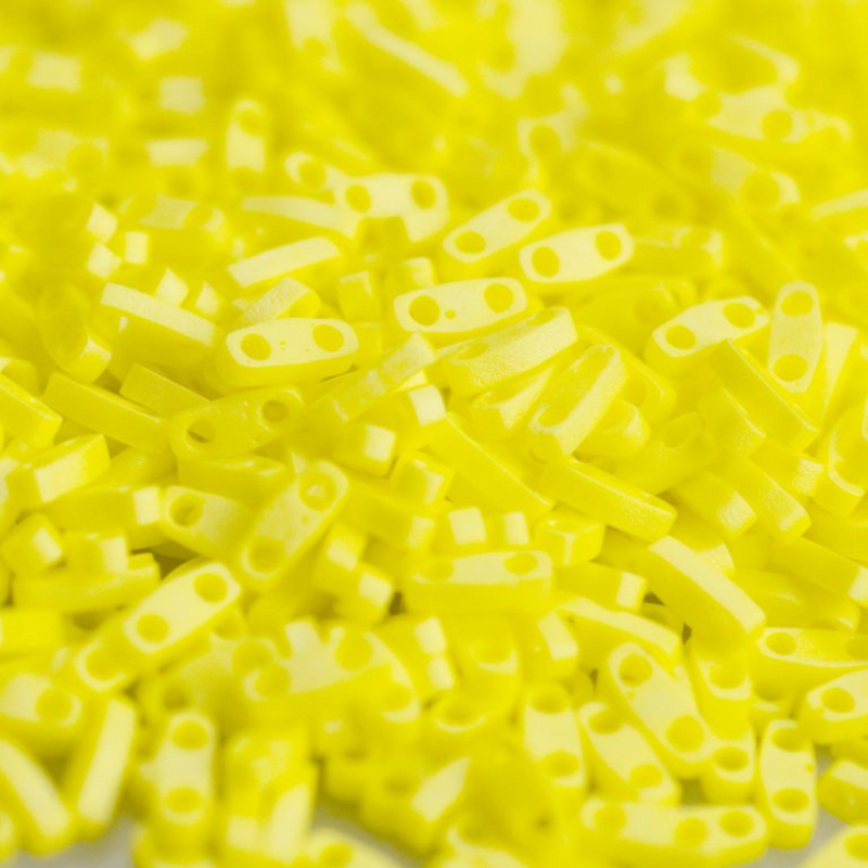 Miyuki Quarter Tila, QTL-404FR, Yellow Matte AB, 5g - The Argus Collection