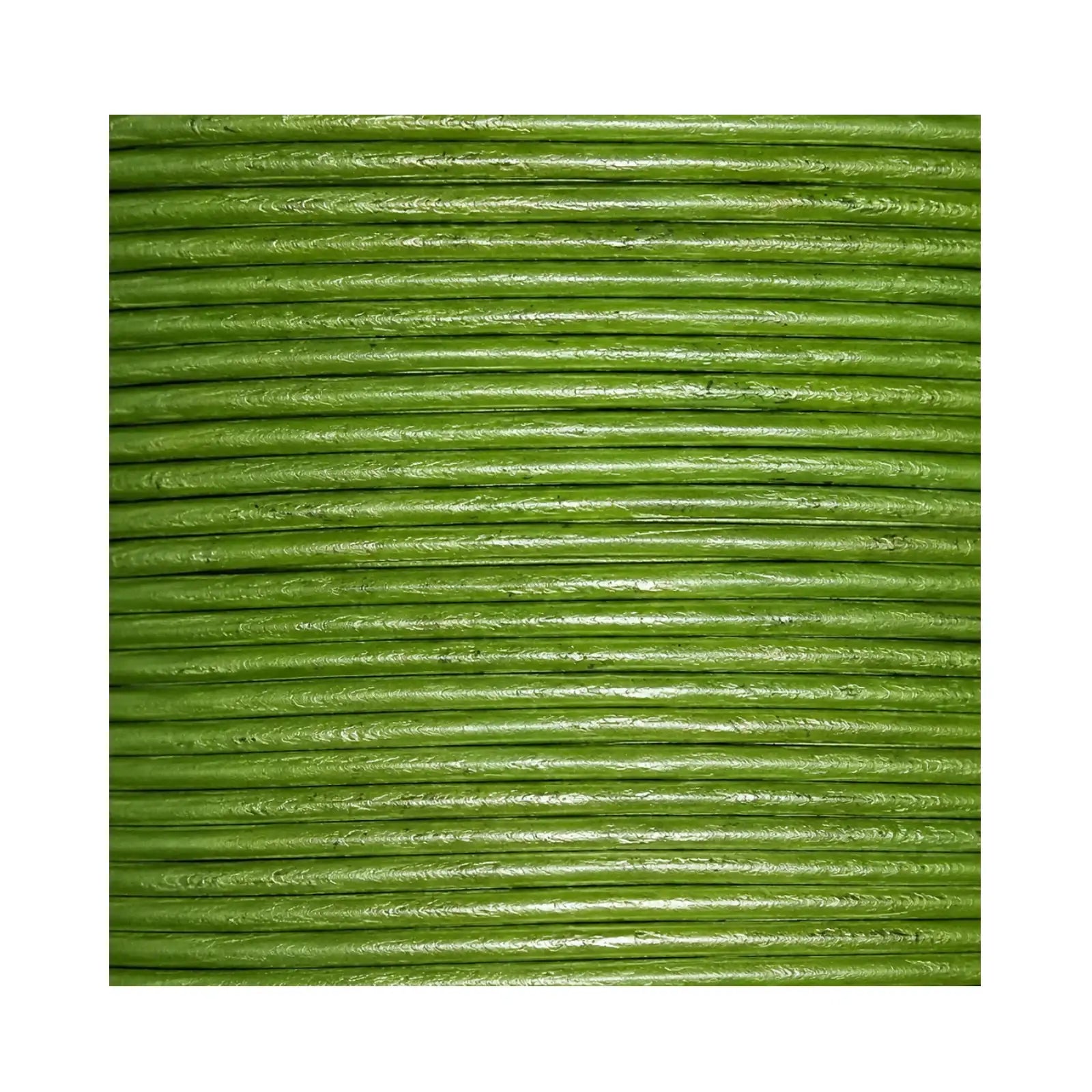 TopHideRoundLeather-MetallicJuniper_LightFern - The Argus Collection