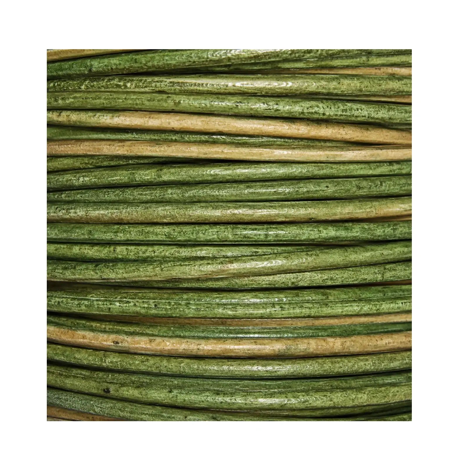 TopHideRoundLeather-WeatheredDarkGreen - The Argus Collection