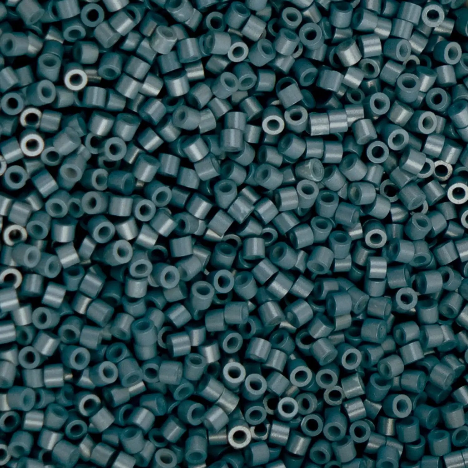 Cylin™ Beads 11/0, CY11-1203 Opaque Blueberry Silkshine, 25g - Cylin™ Beads 11/0, CY11-1203 Opaque Blueberry Silkshine, 25g - Default Title , The Argus Collection