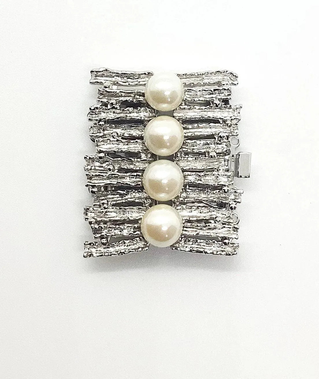 Quattro 5-Strand Box Clasp with Austrian Pearls in 2 Finishes - The Argus Collection