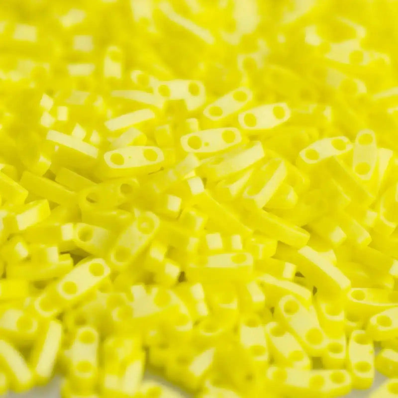 Miyuki Quarter Tila, QTL-404FR, Yellow Matte AB, 5g - The Argus Collection