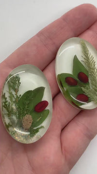 One of a Kind, CHRISTMAS CABOCHONS, 45x28mm, Handmade with Real Dried Flowers