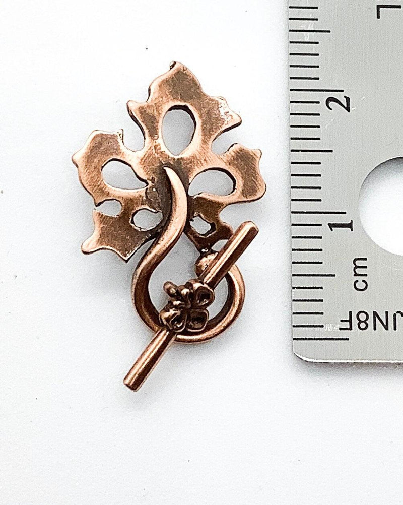 Freeform Leaf Toggle, 22mm, Bronze Line, 3 Finishes - The Argus Collection